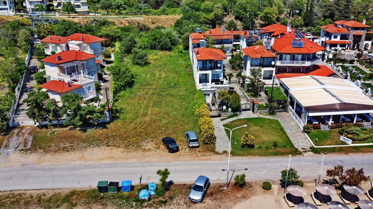 Beach Front Villa Nea Kallikrateia Exterior foto